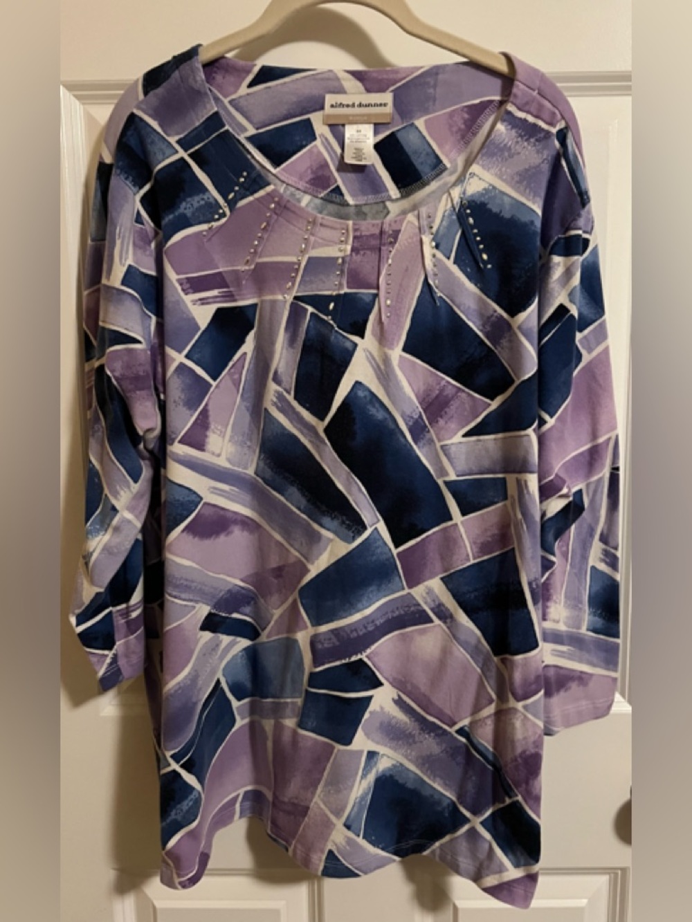 Preowned Alfred Dunner colorful top. Size 2X